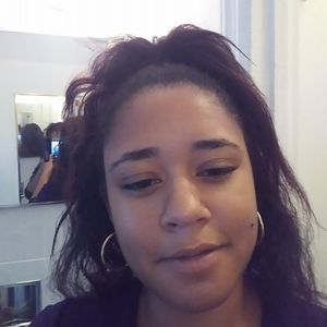 Meet your Posher, Leila